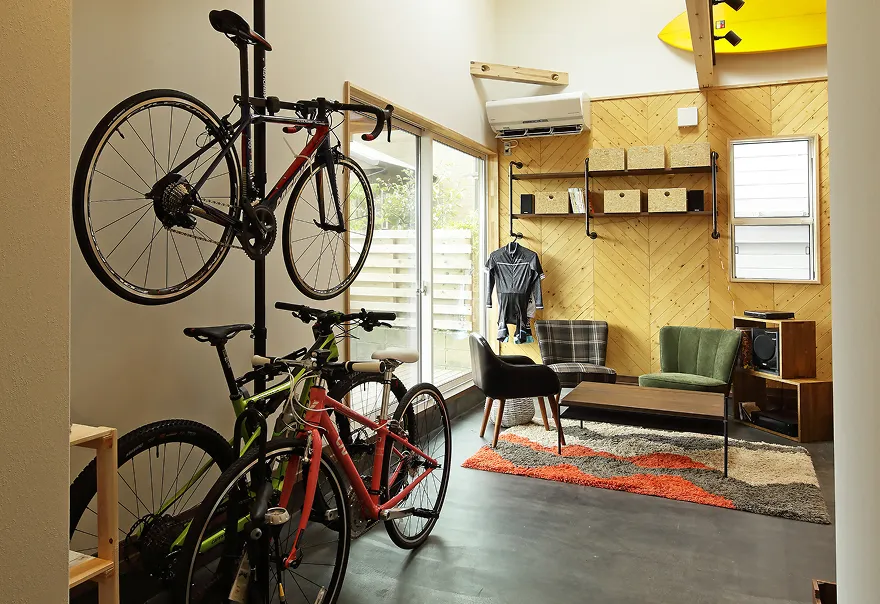 エントランスガレージ